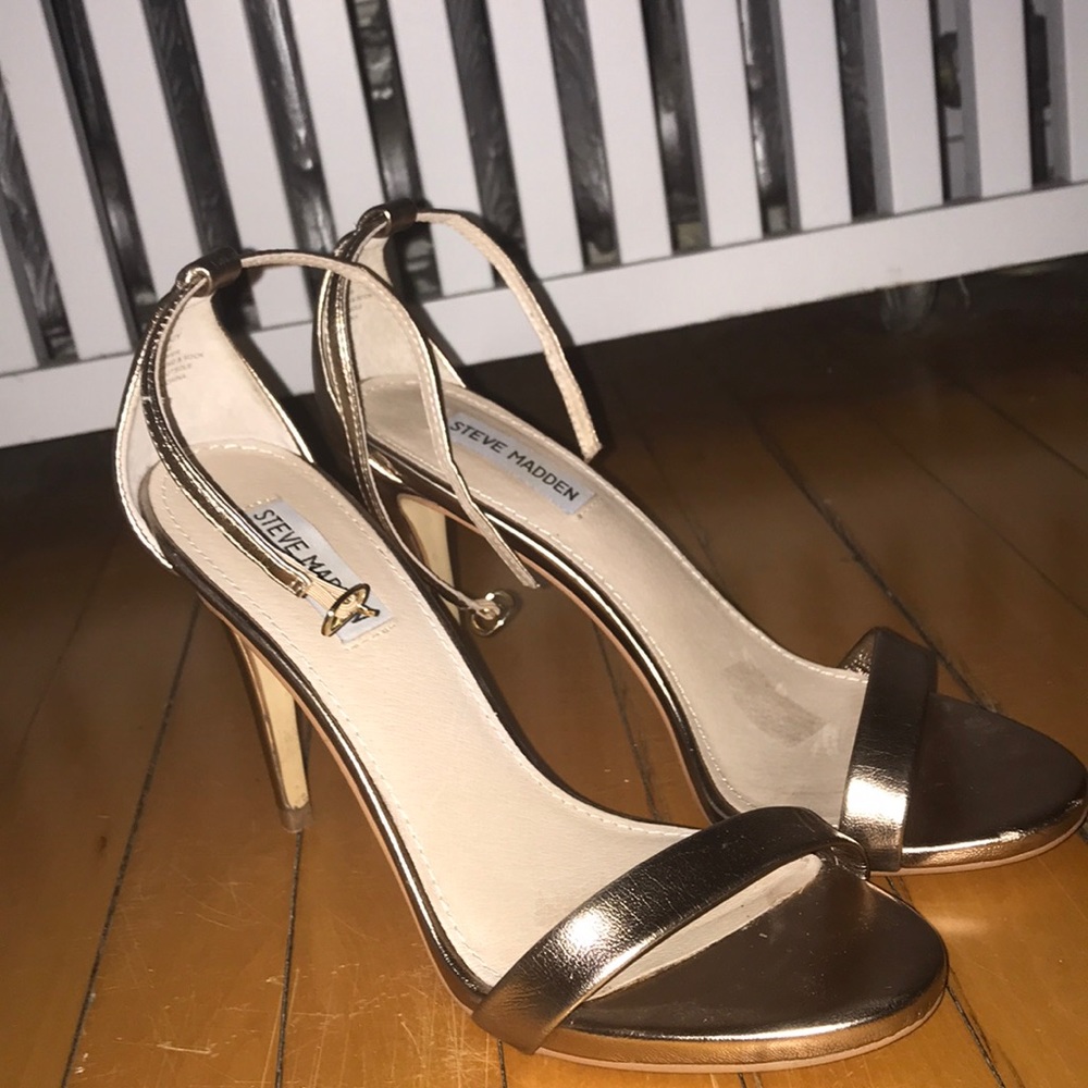 Steve Madden gold heels